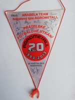 /album/fotogaleria-poharove/arabela-team-fotbalovy-tym-agrometall-priatelsky-zapas-2013-25-podpisy-jpg/